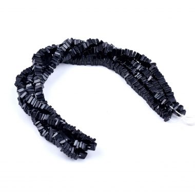 black spinel square beads